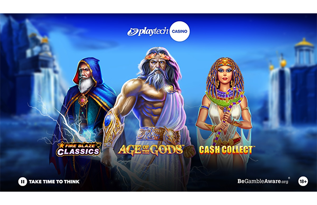 Mesin slot dengan logo PLAYTECH dan pemain yang bersemangat bermain.