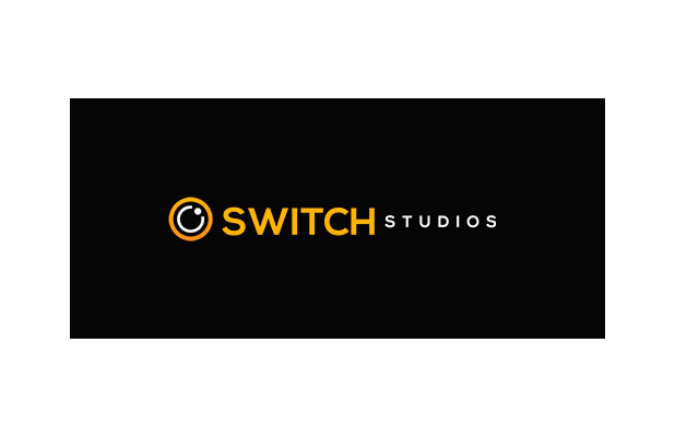 Logo SWITCH STUDIOS dengan latar game slot canggih